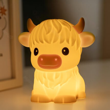 Highland Cow Silicone Squishy LED Night Light - Perfect Gift for Kids and Girls